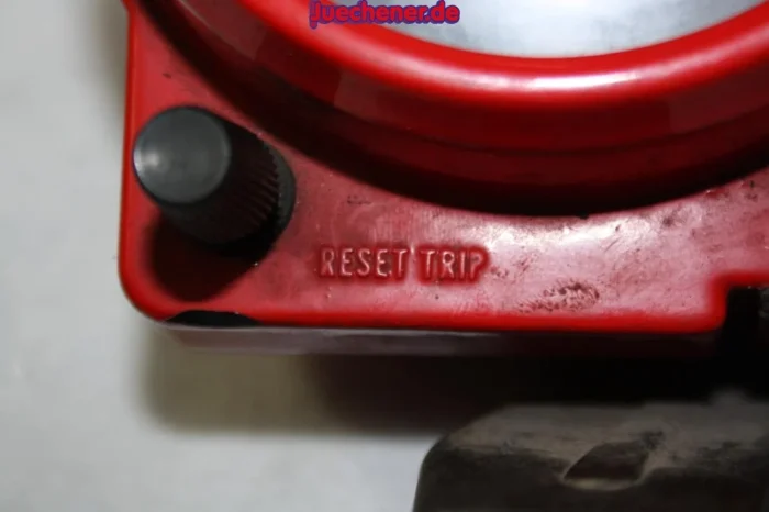 Kawasaki GPZ 750 UT Tacho Cockpit Drehzahlmesser