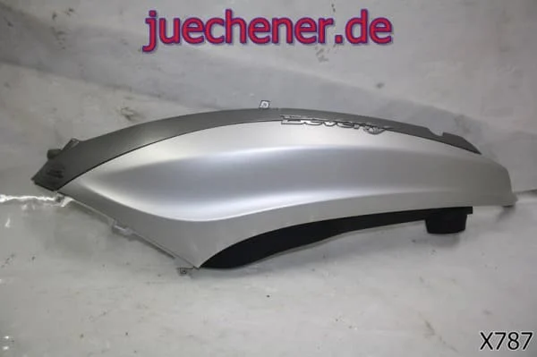 Piaggio Beverly 350 Seitenteil links silber matt linke Seitenverkleidung Heckverkleidung
