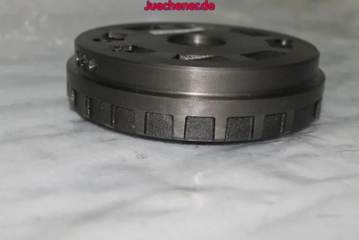 IMG_0794 Suzuki Burgman 650 Lichtmaschine Rotor Polrad