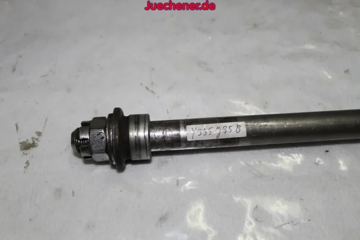 Honda CB750F Baujahr 1976 Steckachse hinten, Radachse Hinterrad plug axis rear wheel