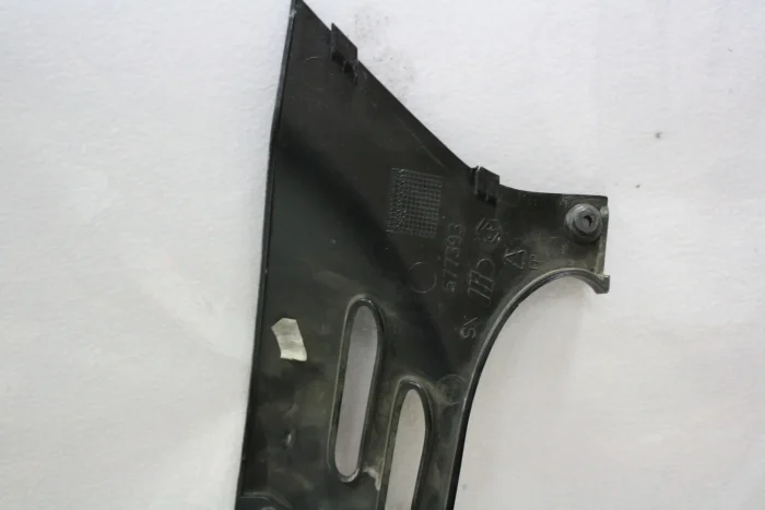 Vespa GT Untere Verkleidung links