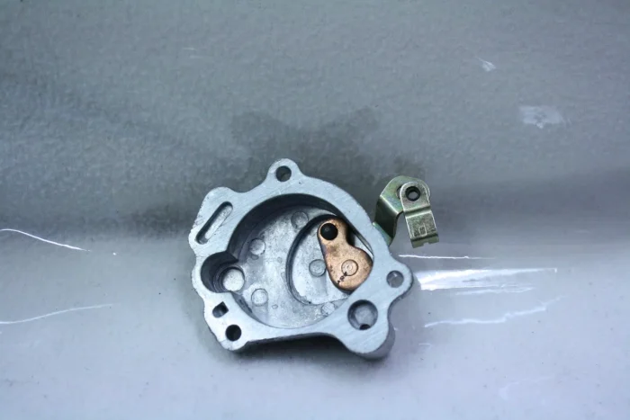 NEU 2388756 OELDECKEL