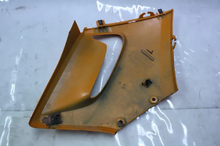 Honda CBR 125 Seitenverkleidung Repsol links